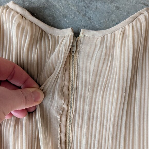 Vintage Miss Elliette Tan Beige Pleated Crinkle Maxi Dress Gown - Picture 11 of 13